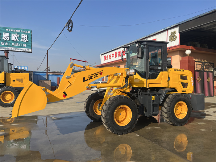 四驅(qū)裝載機(jī)